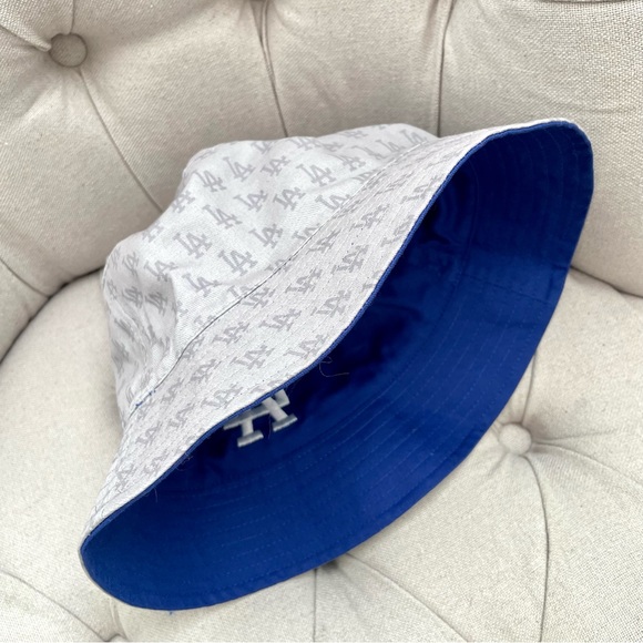 LA Dodgers reversible bucket hat Los Angeles - Picture 8 of 11